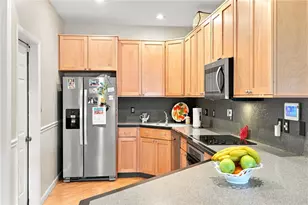 2512 Waynesborough Ct, Lower Macungie Township, PA 18062 - Photo 37