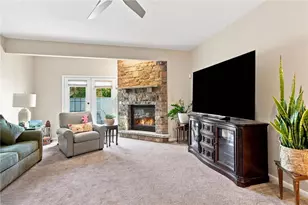 2512 Waynesborough Ct, Lower Macungie Township, PA 18062 - Photo 29