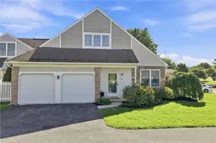 2512 Waynesborough Ct, Lower Macungie Township, PA 18062 - Photo 3