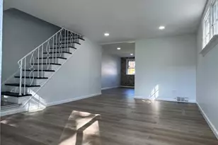 811 W Emaus Ave, Allentown City, PA 18103 - Photo 3