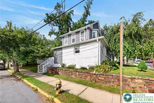 903 Seneca St, Fountain Hill Boro, PA 18015 - Photo 1