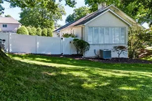 203 Vine St, Pen Argyl Boro, PA 18072 - Photo 37