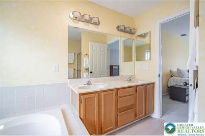 2037 Alice Drive, Lower Saucon Township, PA 18015 - Photo 25