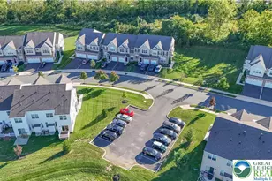310 Redclover Ln, Upper Macungie Township, PA 18104 - Photo 7