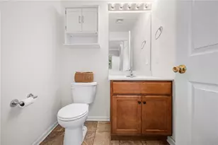 1537 Crest Park Ct, Bethlehem City, PA 18015 - Photo 13