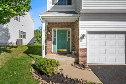 1537 Crest Park Court, Bethlehem City, PA 18015 - Photo 3