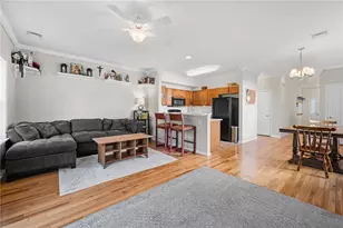 1537 Crest Park Ct, Bethlehem City, PA 18015 - Photo 9