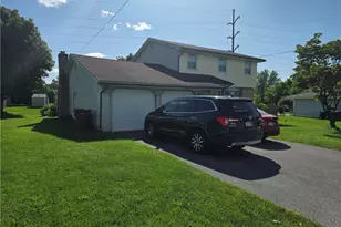 4420 Phillip, Whitehall Township, PA 18052 - Photo 3