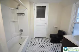 26 7th St, Easton, PA 18042 - Photo 11