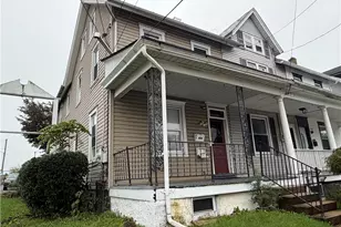 302 E Fairview St, Coopersburg Boro, PA 18036 - Photo 1