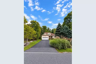 6043 Decker Rd, Lehman Twp, PA 18324 - Photo 3
