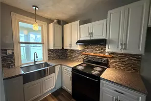 306 E Fairview St, Coopersburg Boro, PA 18036 - Photo 3