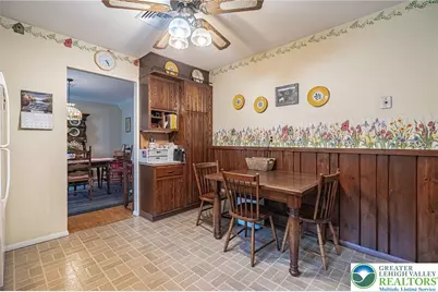 7516 Foxglove Place, Lower Macungie Township, PA 18062 - Photo 11
