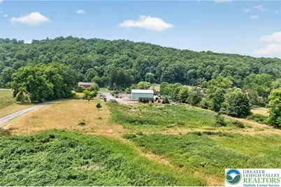 4716 Vera Cruz Road, Emmaus Boro, PA 18049 - Photo 3