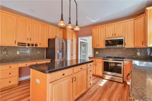 4295 Kathi Dr, Bethlehem City, PA 18017 - Photo 21