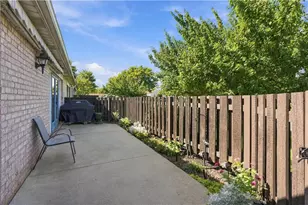 5781 Whitemarsh Dr, Lower Macungie Township, PA 18062 - Photo 7
