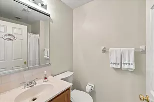 5781 Whitemarsh Dr, Lower Macungie Township, PA 18062 - Photo 31