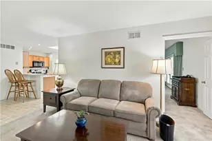 5781 Whitemarsh Dr, Lower Macungie Township, PA 18062 - Photo 11