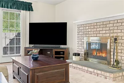 5781 Whitemarsh Drive, Lower Macungie Township, PA 18062 - Photo 9