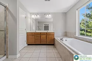1884 Emerald Dr, South Whitehall Township, PA 18069 - Photo 23