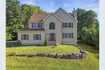 302 Lees Run Circle, East Stroudsburg, PA 18302 - Photo 3