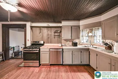 2046 Freemansburg Avenue, Wilson Boro, PA 18042 - Photo 13