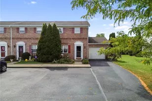 4930 Shawnee Ct, North Whitehall Township, PA 18078 - Photo 9