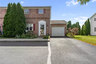 4930 Shawnee Ct, North Whitehall Township, PA 18078 - Photo 1