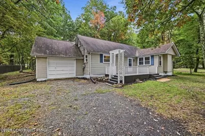 118 Buckhill Road, Penn Forrest, PA 18210 - Photo 5
