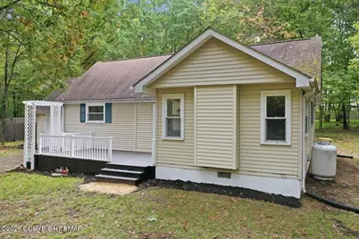 118 Buckhill Road, Penn Forrest, PA 18210 - Photo 7
