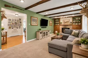 1135 Oak Ridge Ln, Moore Township, PA 18038 - Photo 3