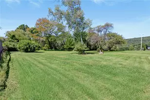 1135 Oak Ridge Ln, Moore Township, PA 18038 - Photo 39