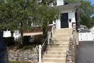 7 E Plainfield, Pen Argyl Boro, PA 18072 - Photo 3