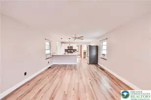 446 Maple St, Bethlehem City, PA 18018 - Photo 7