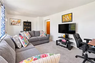 350 Maple St, Whitehall Township, PA 18052 - Photo 9