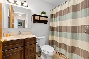 350 Maple St, Whitehall Township, PA 18052 - Photo 19