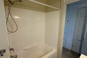 102 N 4th St, Emmaus Boro, PA 18049 - Photo 13