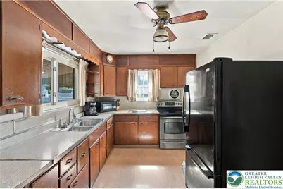 1429 N Muhlenberg Street, Allentown City, PA 18104 - Photo 17