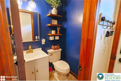 56 Jonathan Drive, Palmer Twp, PA 18045 - Photo 5