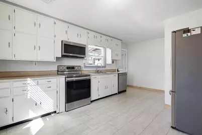 170 S New Street, Nazareth Boro, PA 18064 - Photo 11