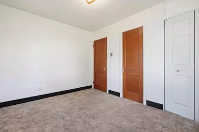 170 S New Street, Nazareth Boro, PA 18064 - Photo 17