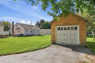 170 S New St, Nazareth Boro, PA 18064 - Photo 39