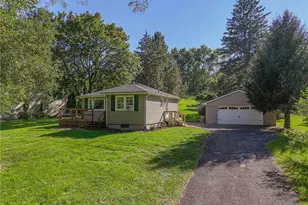 1884 Reading Dr, Lower Saucon Township, PA 18015 - Photo 15