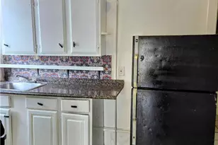547 N 6th St, Allentown City, PA 18102 - Photo 5
