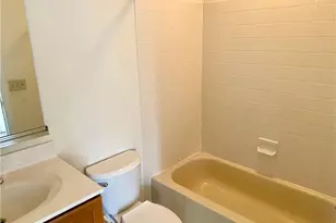 5494 Spring Ridge Dr West Dr, Macungie Boro, PA 18062 - Photo 9