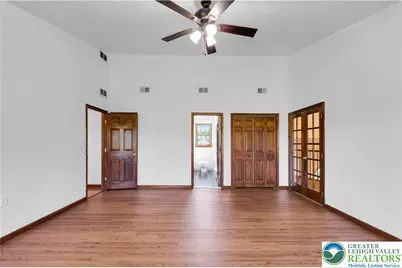 1556 Farmersville Road, Bethlehem Township, PA 18020 - Photo 23