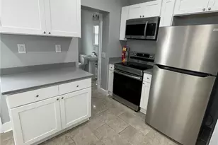 207 N Schanck Ave, Pen Argyl Boro, PA 18072 - Photo 5