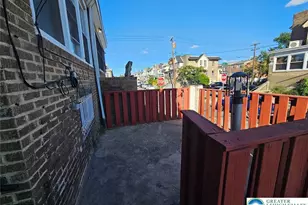 6603 Dorel St, Philadelphia, PA 19142 - Photo 9
