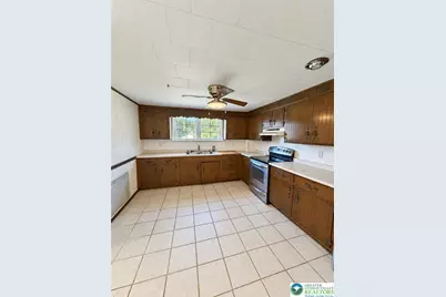 419 E Patterson Street, Lansford, PA 18232 - Photo 15