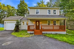 1070 Country Pl Dr, Coolbaugh Twp, PA 18466 - Photo 5